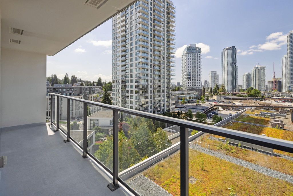 listing image 1102817406192081874