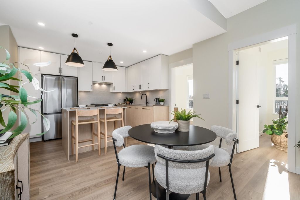 Photo of 27218 Aldergrove Town Centre Drive #213, Langley, BC V4W 0E2 (MLS # R3066123)