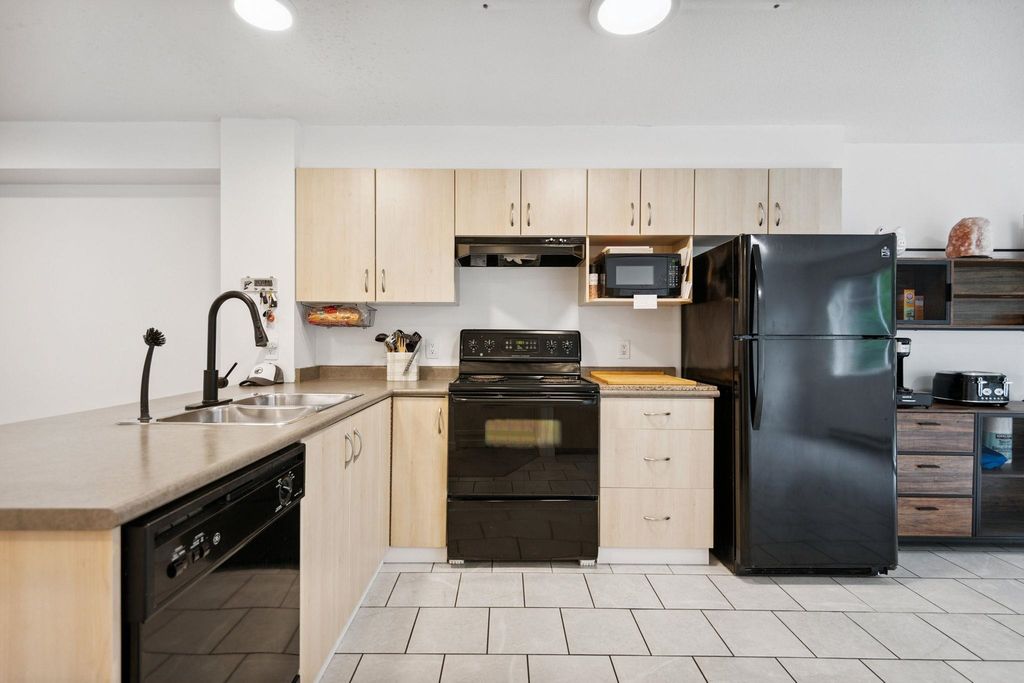 Photo of 15871 85 Avenue #26, Surrey, BC V4N 0Y9 (MLS # R3148945)