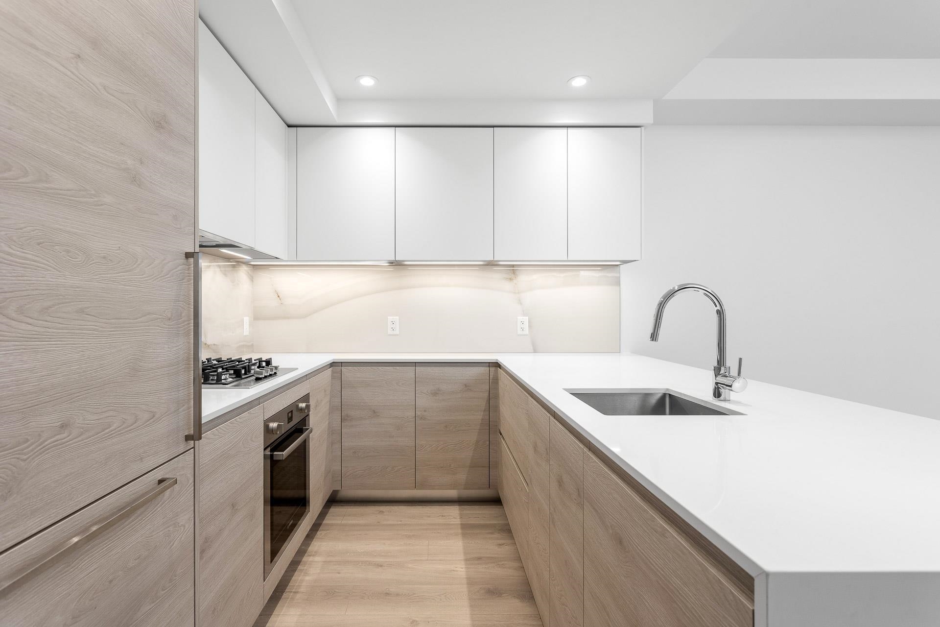 680 Quayside Drive 3205