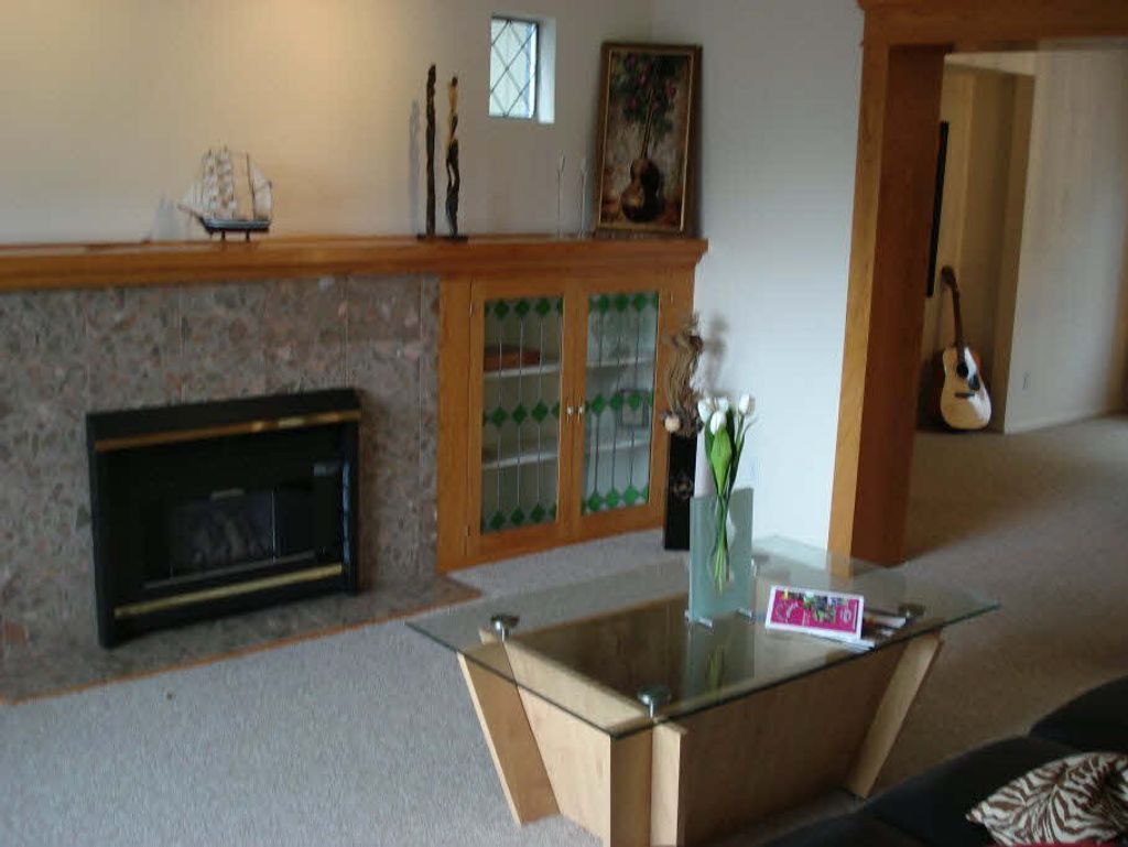 listing image 1109053430954984188