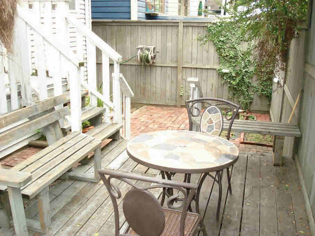 listing image 1105388469487972386