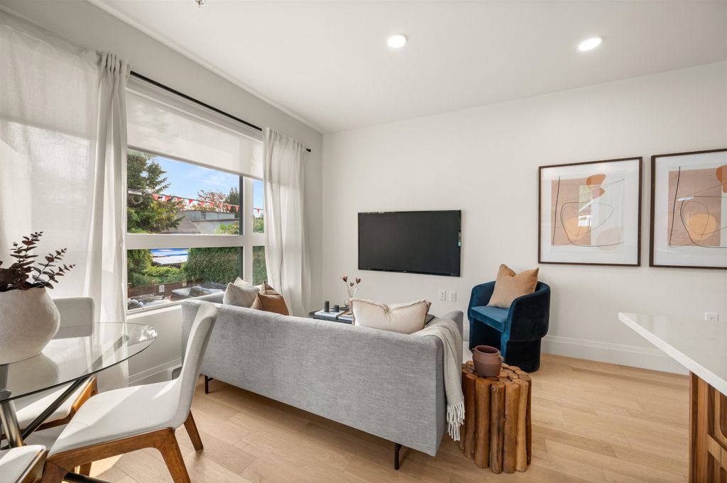listing image 1105521643058972450