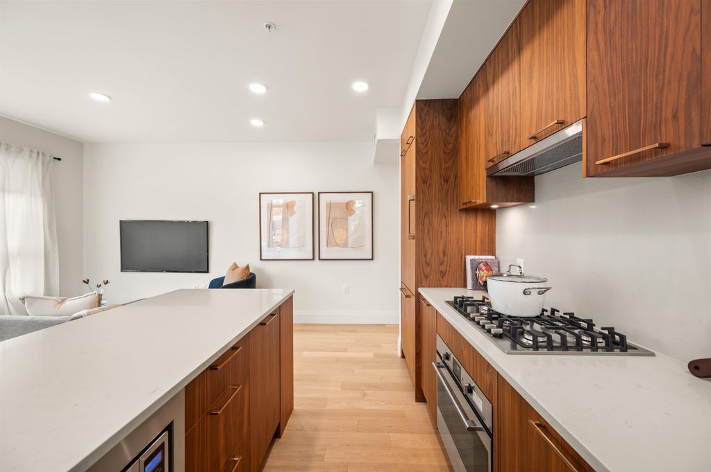 listing image 1108282960425407637