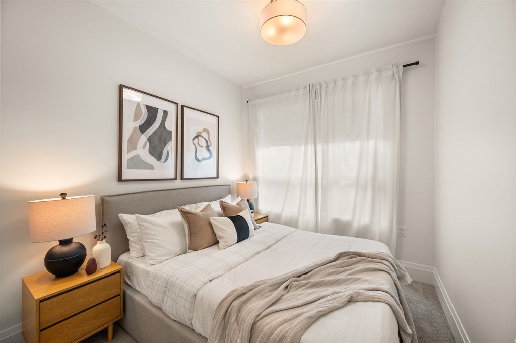 listing image 1103510826826086003