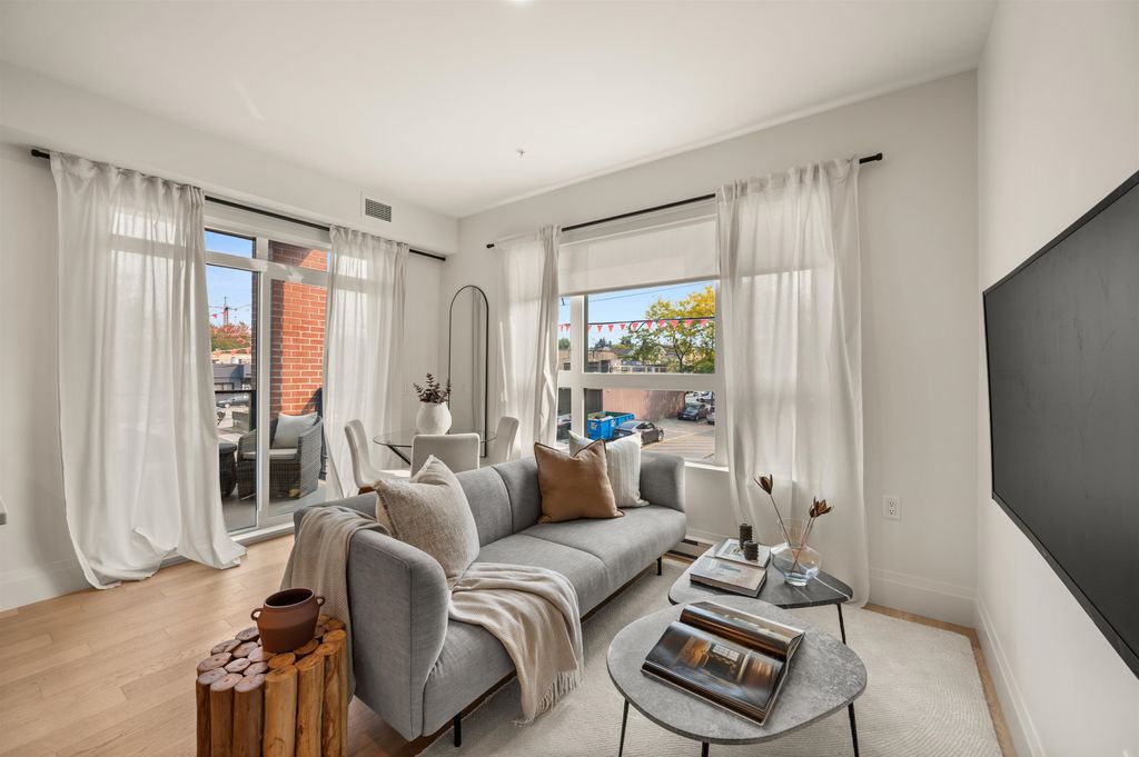 listing image 1100166075429737115