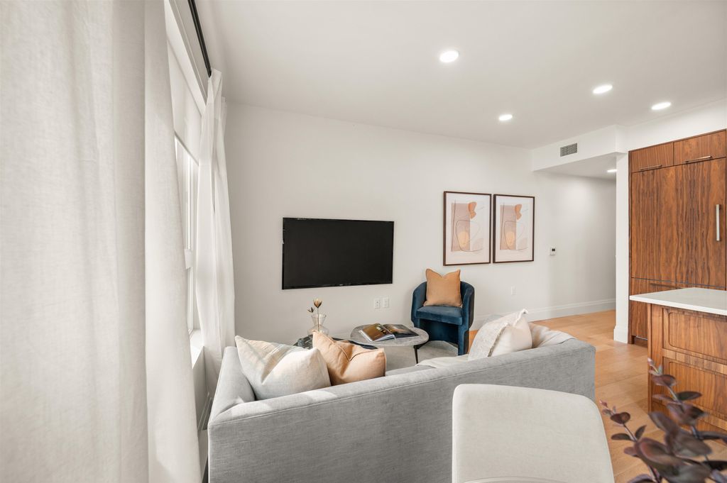 listing image 1101243113472327398