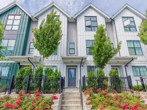 488 Furness Street 14 New Westminster BC V3M 0M1