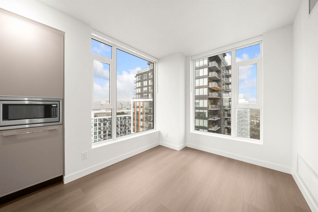 listing image 1100287069430215983