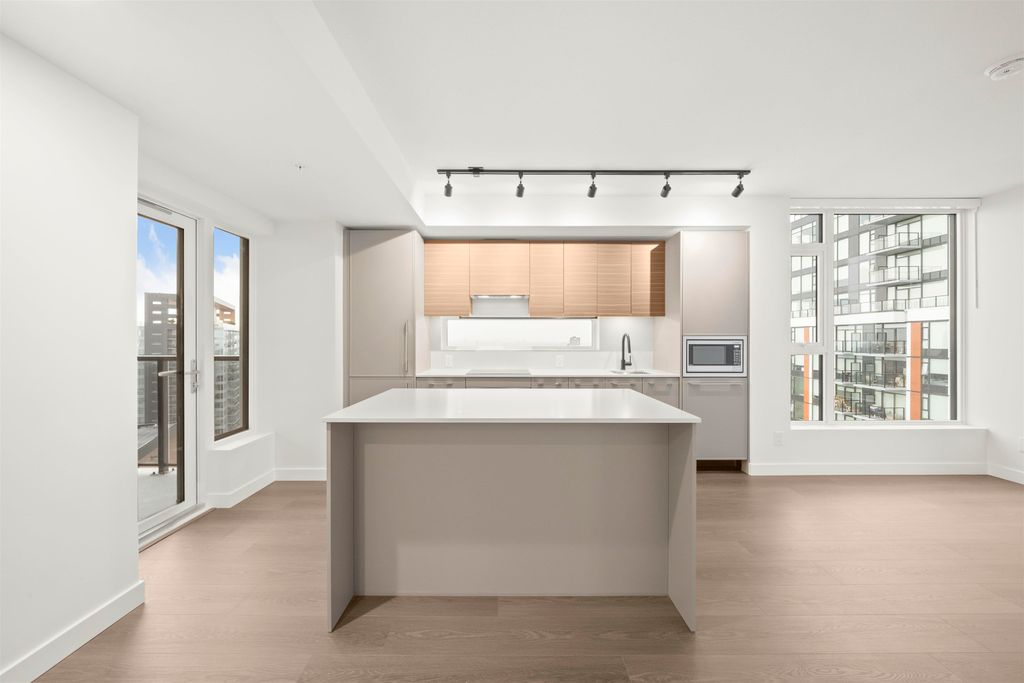 listing image 1109730149394141700