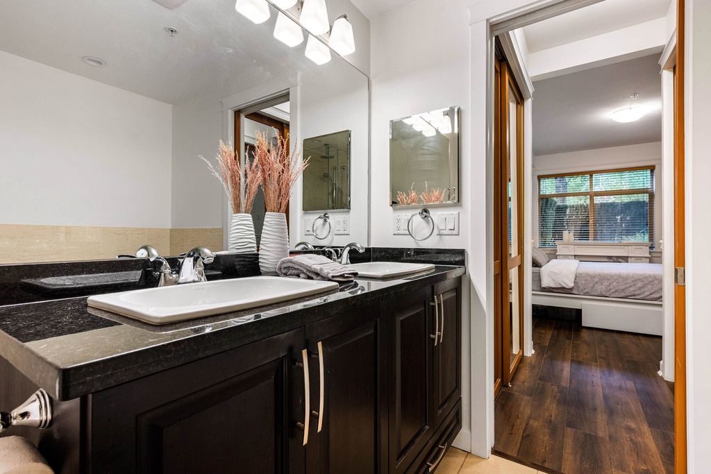 listing image 1100639218042781096