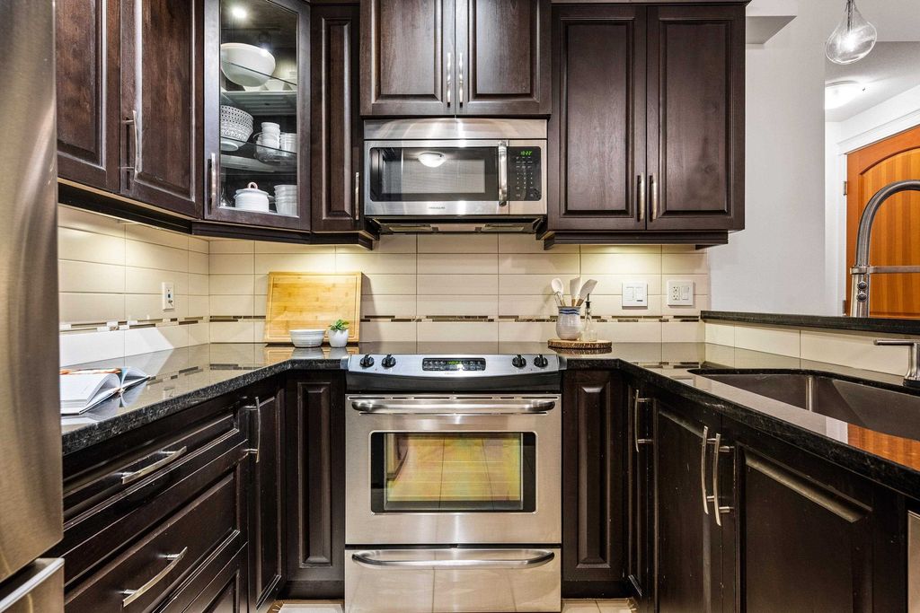 listing image 1104600027864012547