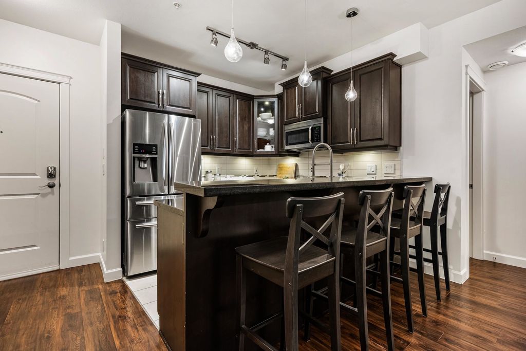 listing image 1101441146351026257