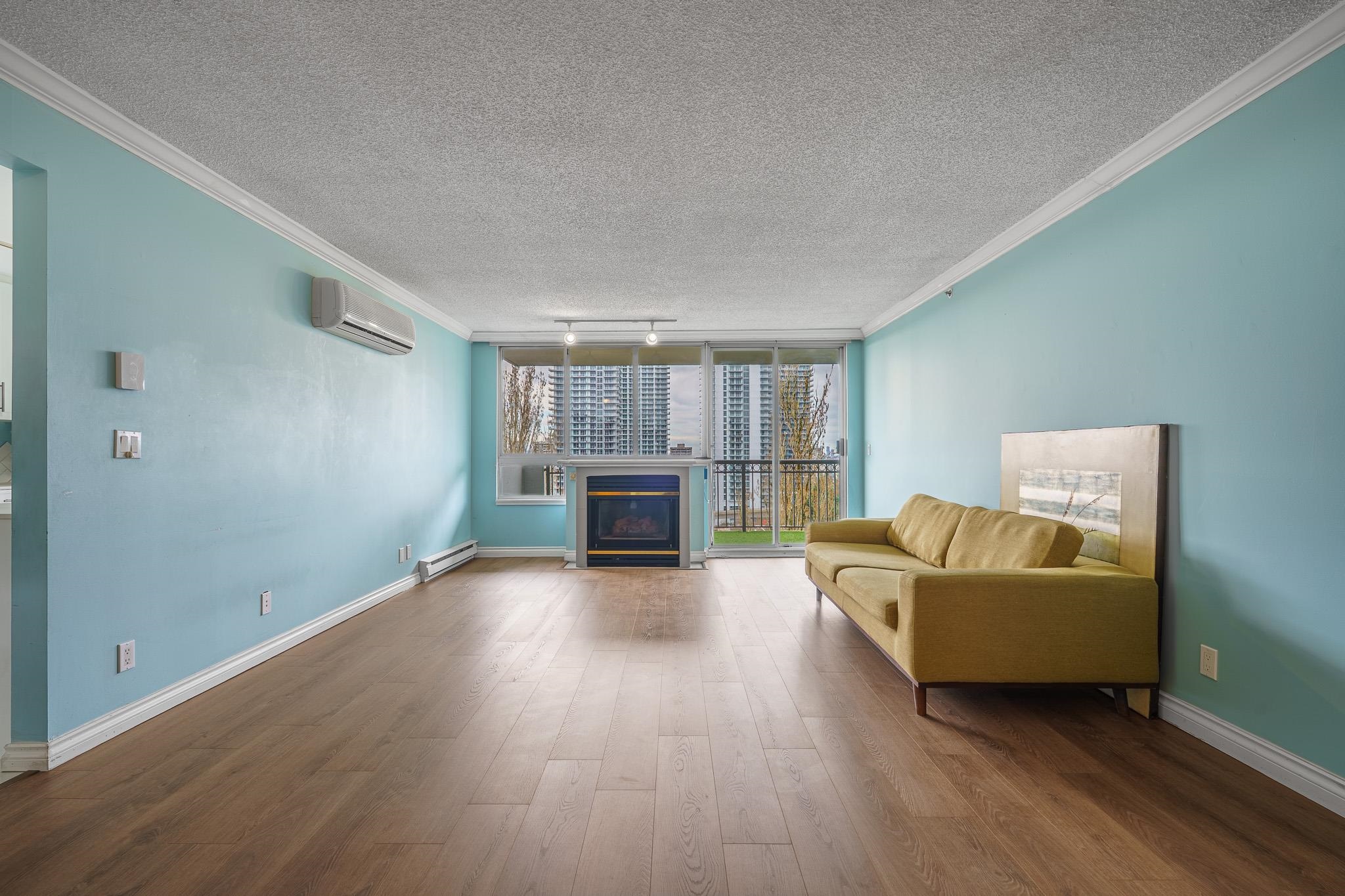 545 Austin Avenue 1203