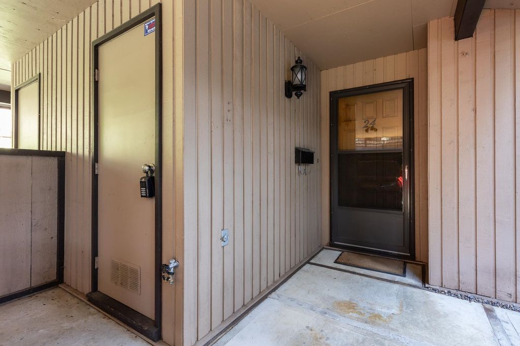 Photo of 3015 Trethewey Street #24, Abbotsford, BC V2T 3R4 (MLS # R3138420)