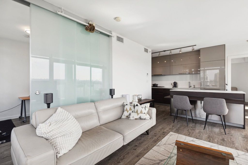 listing image 1109965029635953320