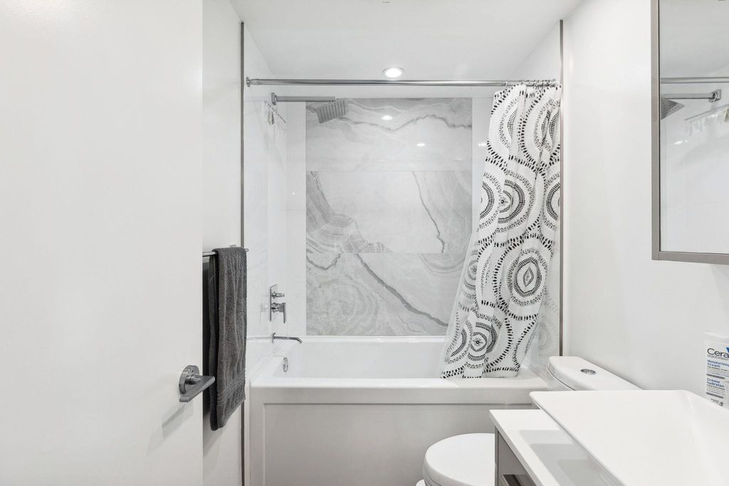 listing image 1107463551248869218