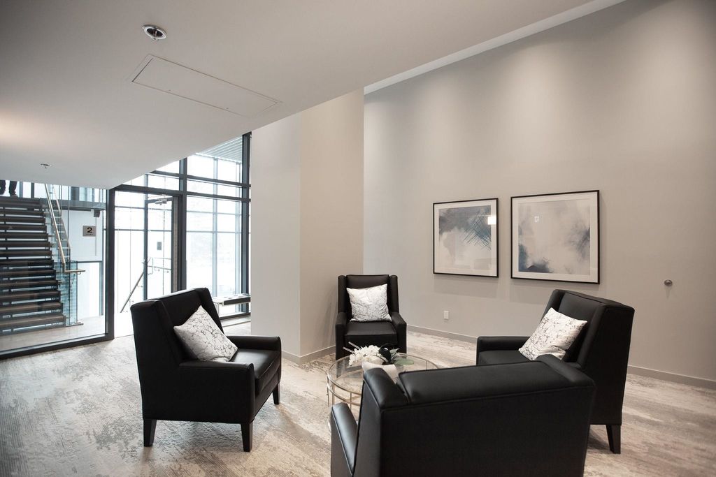 listing image 1109896524956942775
