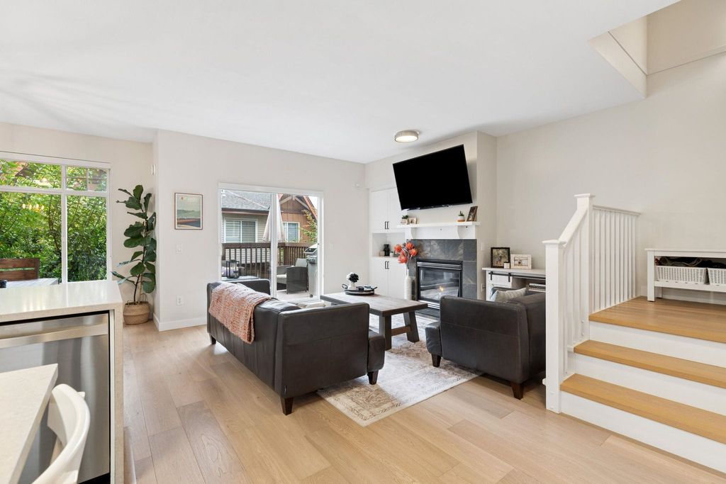 listing image 1106947938877562344