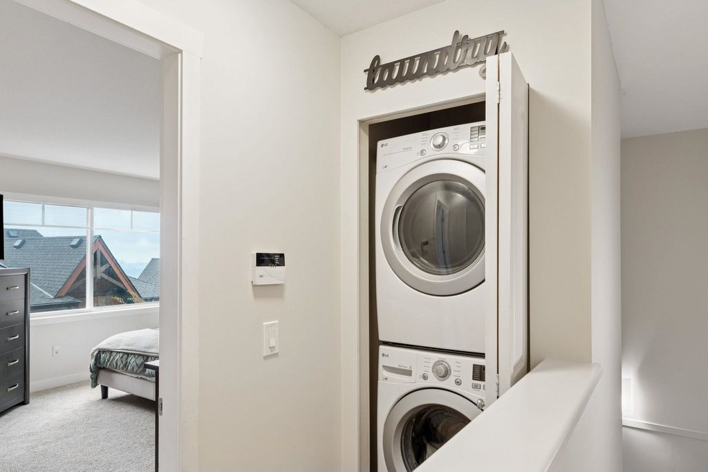 listing image 1101674166273526088