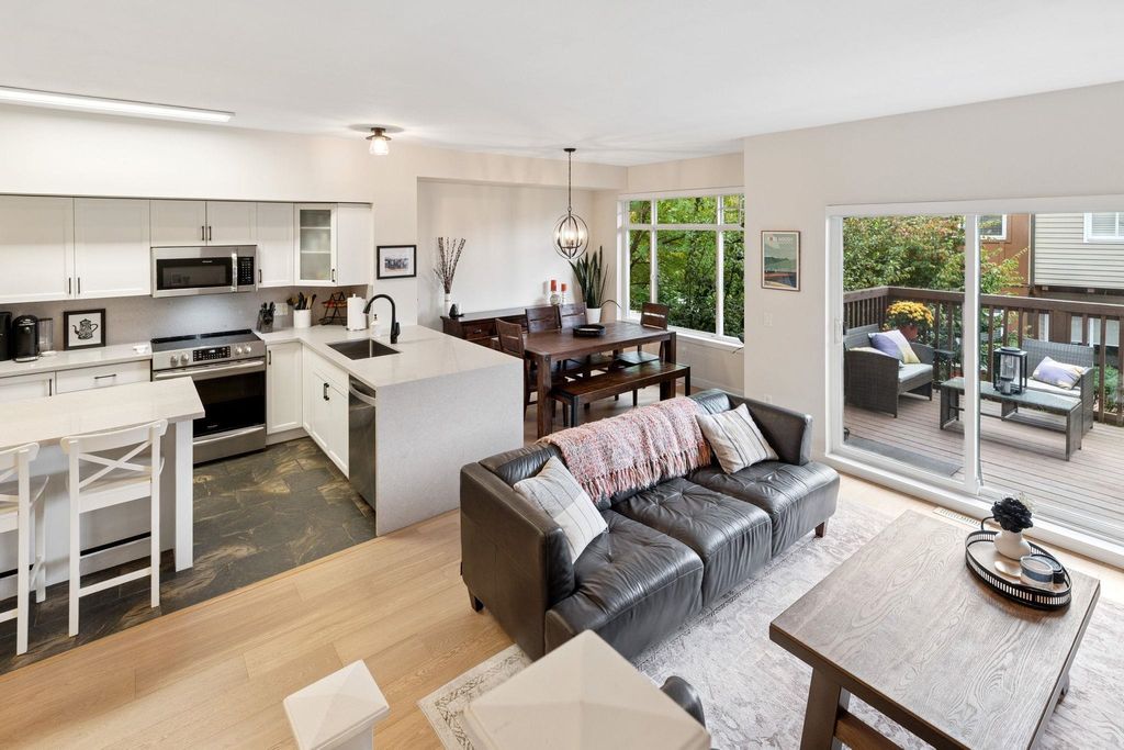 listing image 1108302364905120636