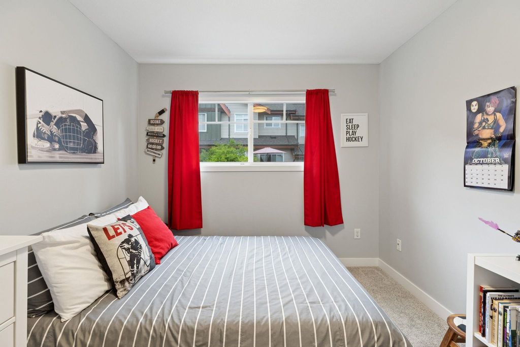 listing image 1100795187364905264