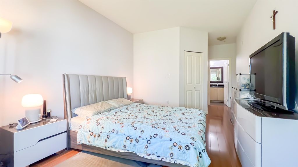 listing image 1109884590146217500