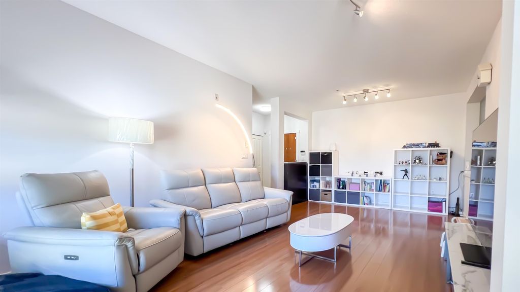 listing image 1106006678520978698