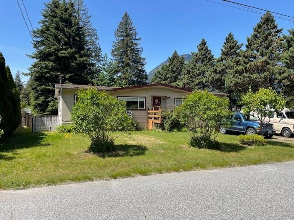 listing image 1109261266679688428