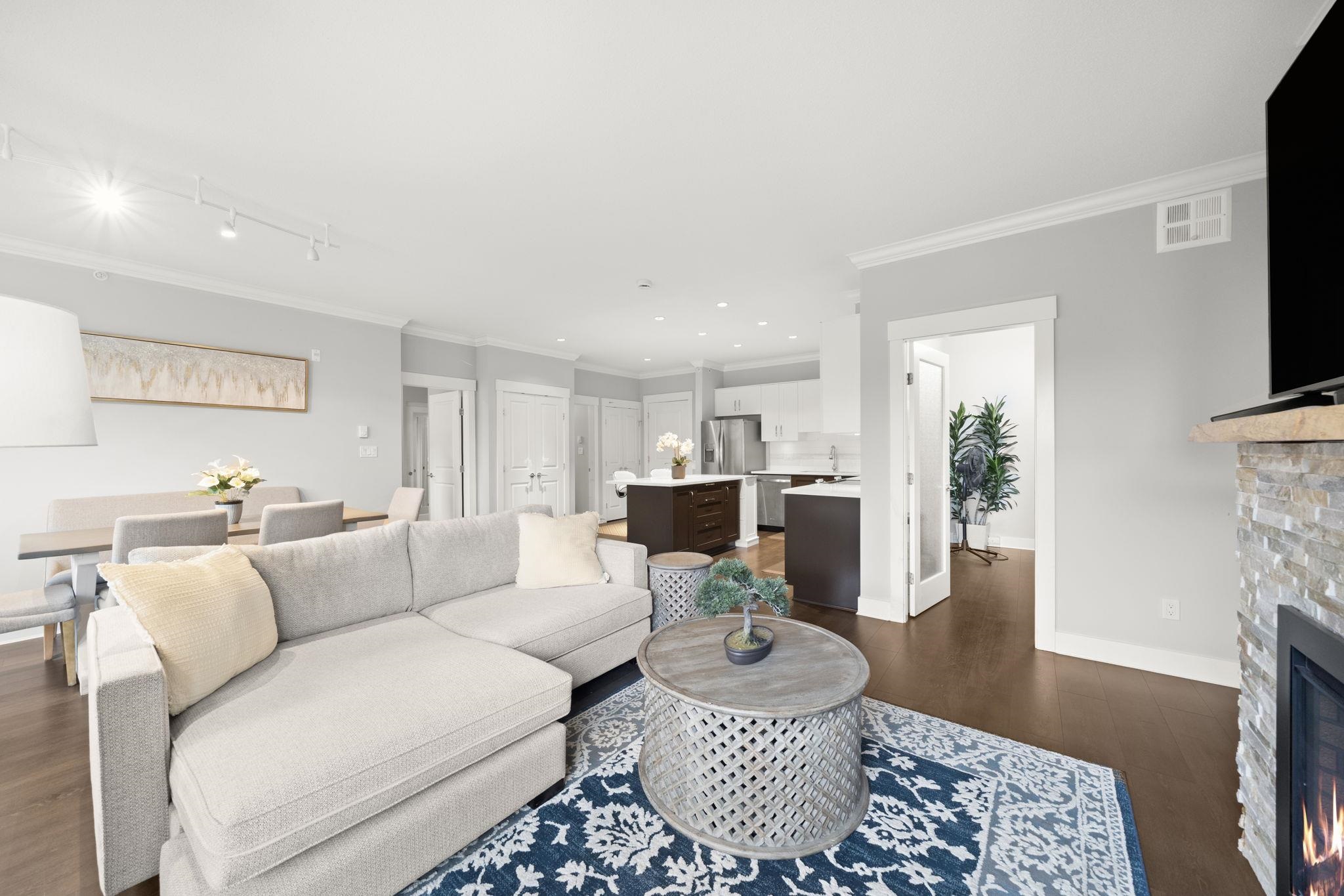 20728 Willoughby Town Centre Drive 419