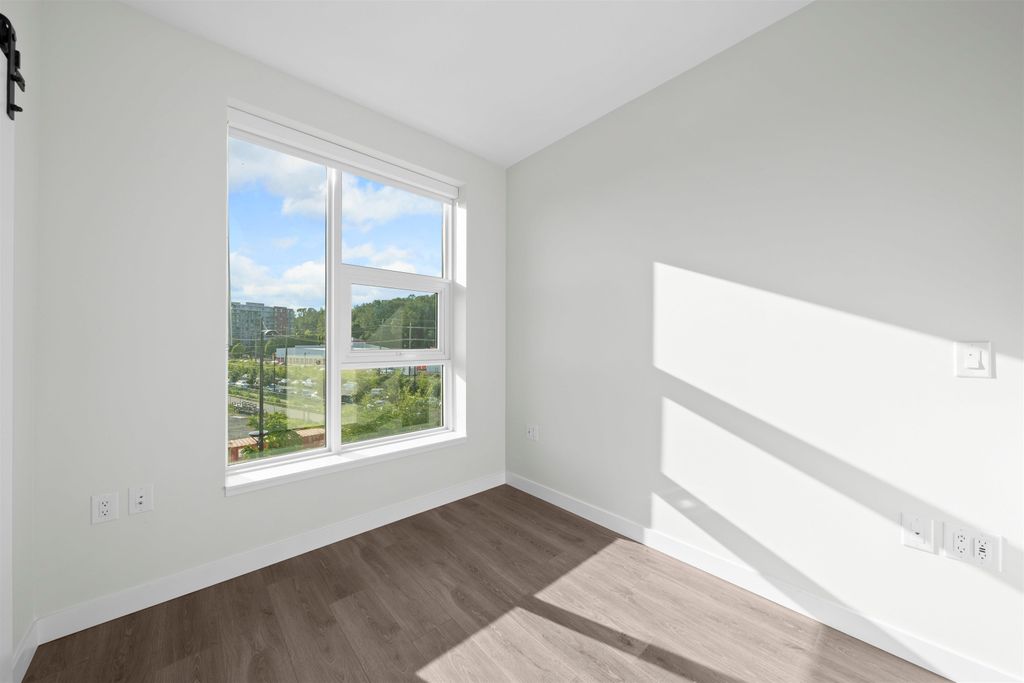 listing image 1103116339172355434