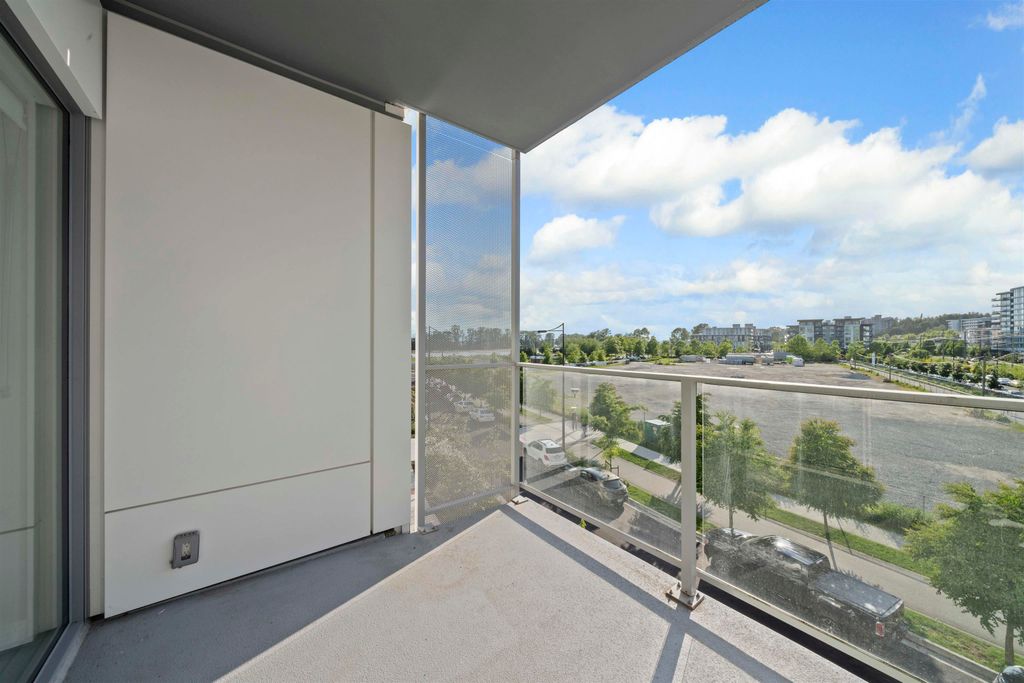 listing image 1104943121978440352