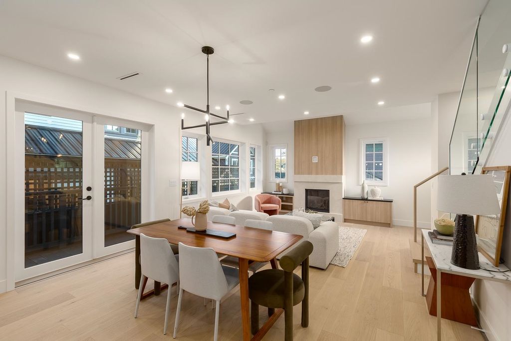 listing image 1103037097256410997