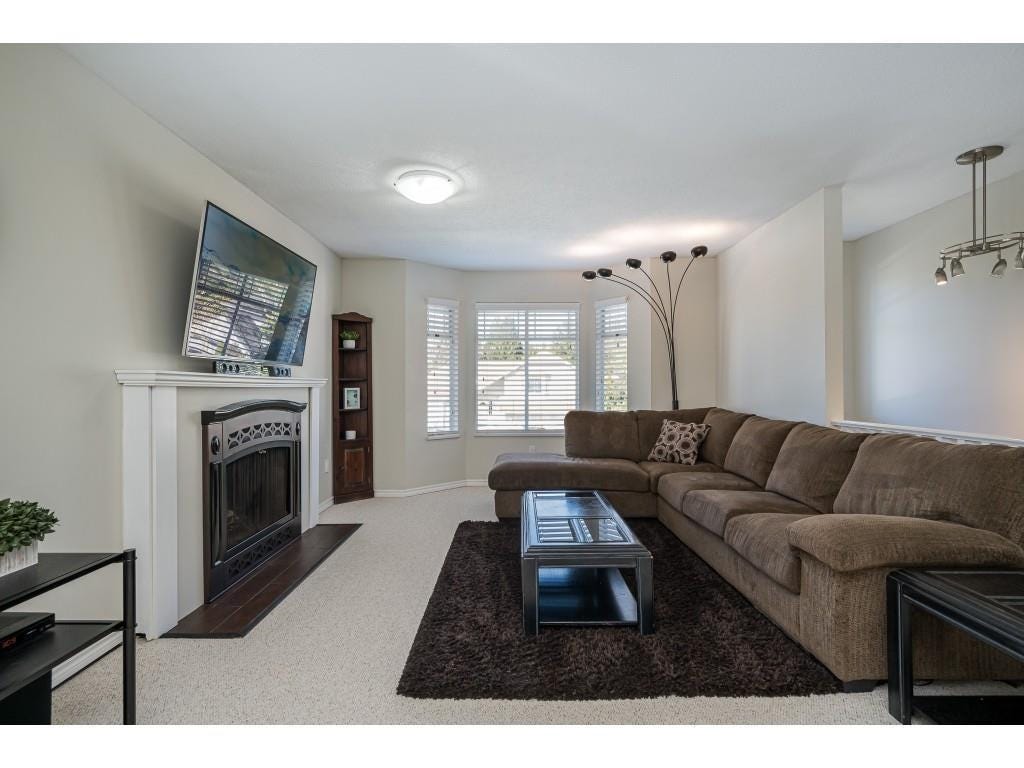 Photo of 13526 64a Avenue, Surrey, BC V3W 9H7 (MLS # R3153205)