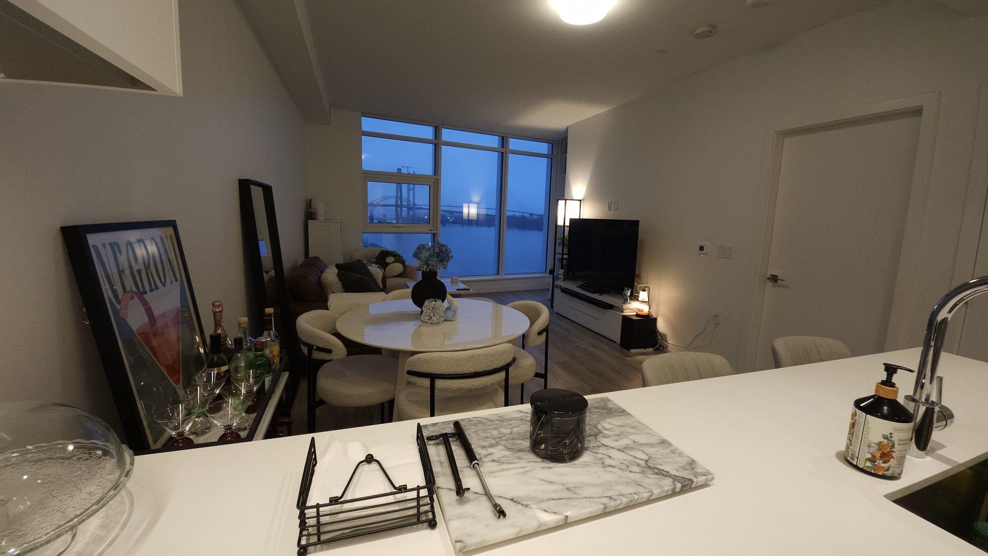 660 Quayside Drive 802