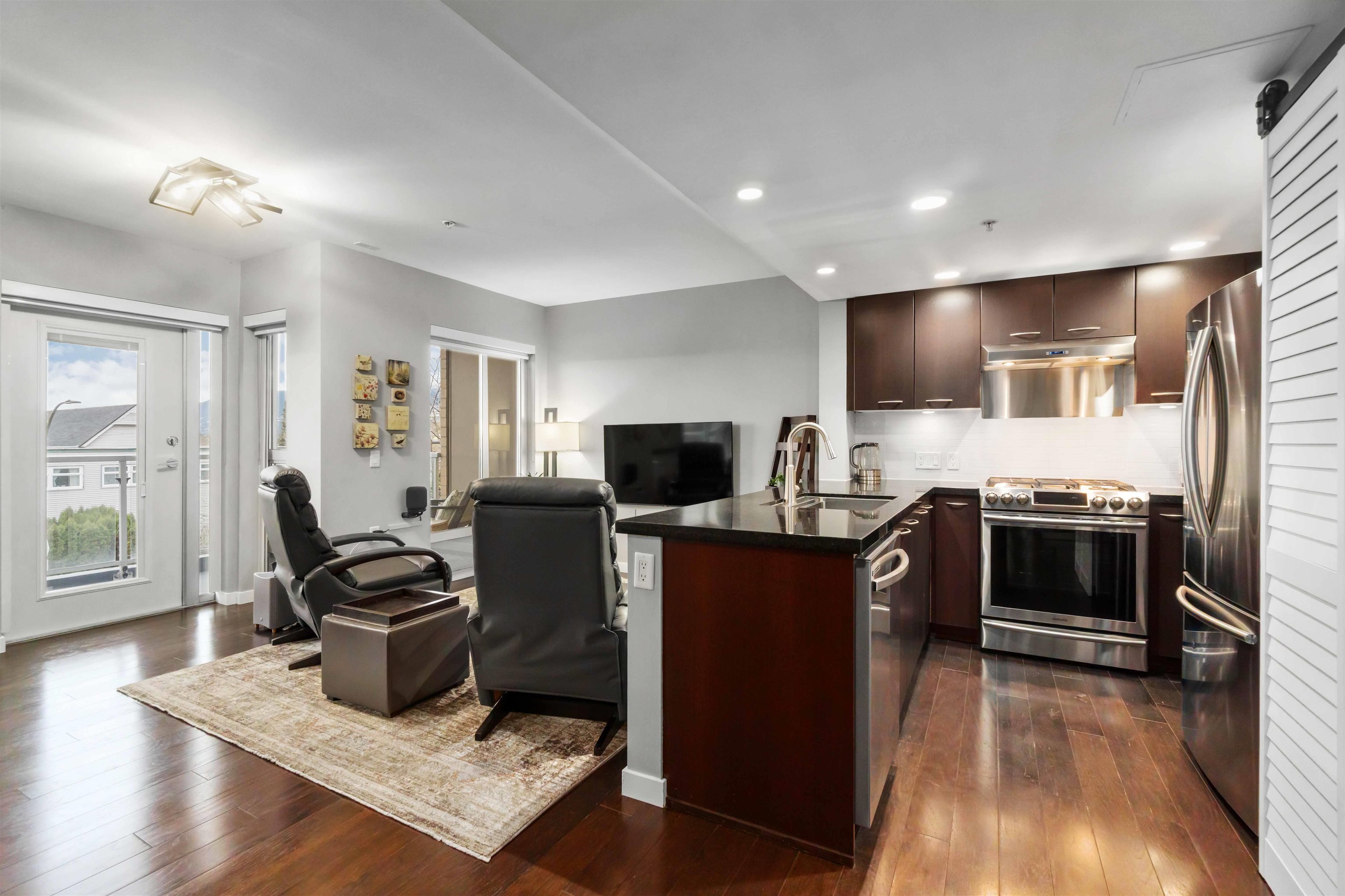 1288 Chesterfield Avenue 213