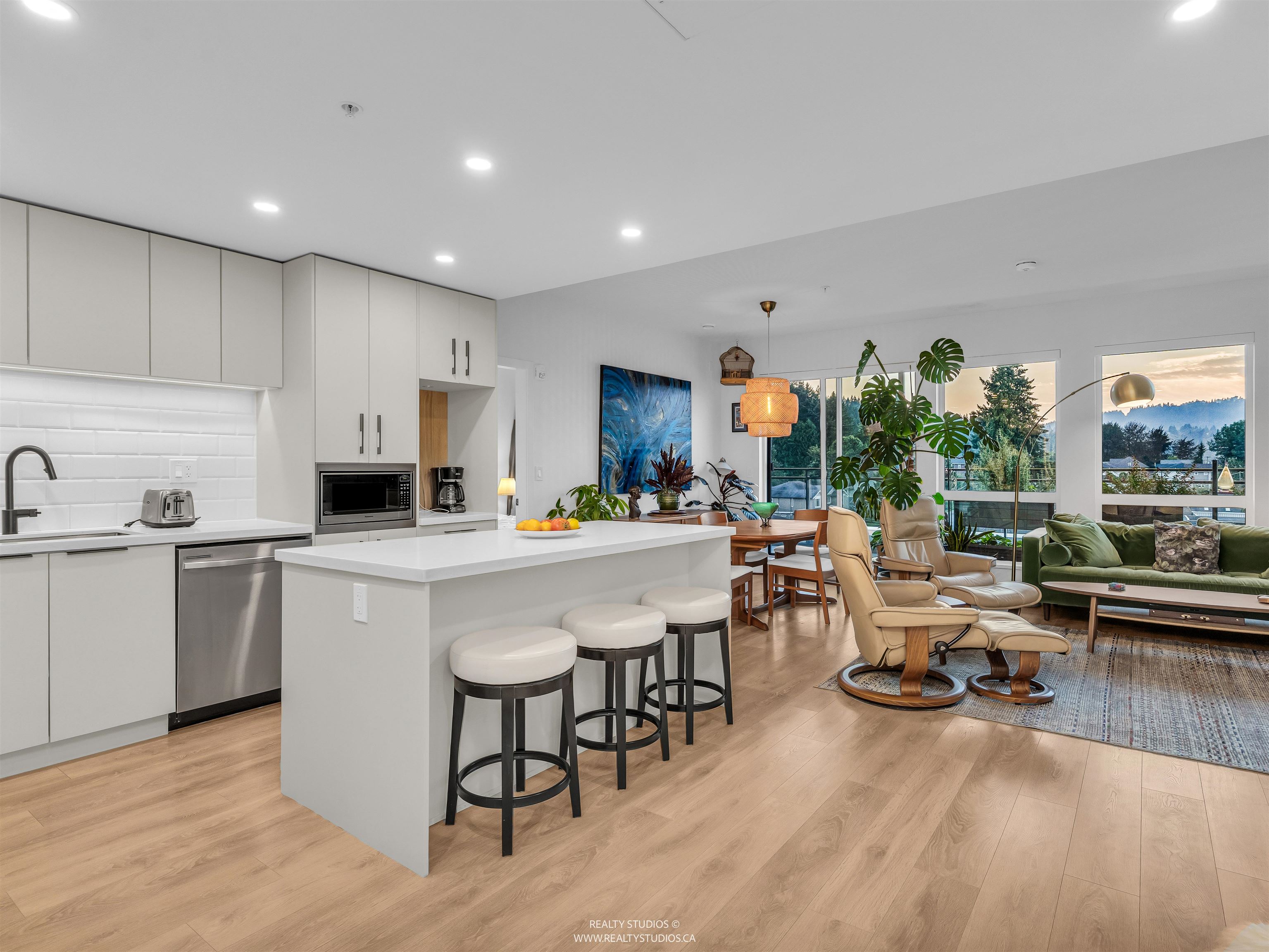 3018 St George Street 608