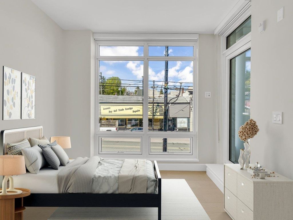 listing image 1100749569506203658