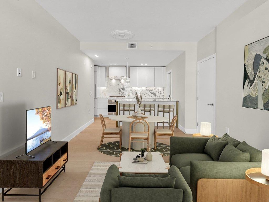 listing image 1101282447701403642