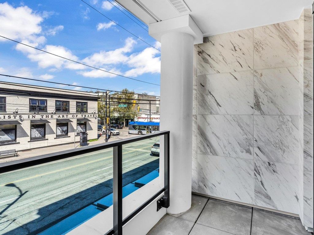 listing image 1106507767216419057