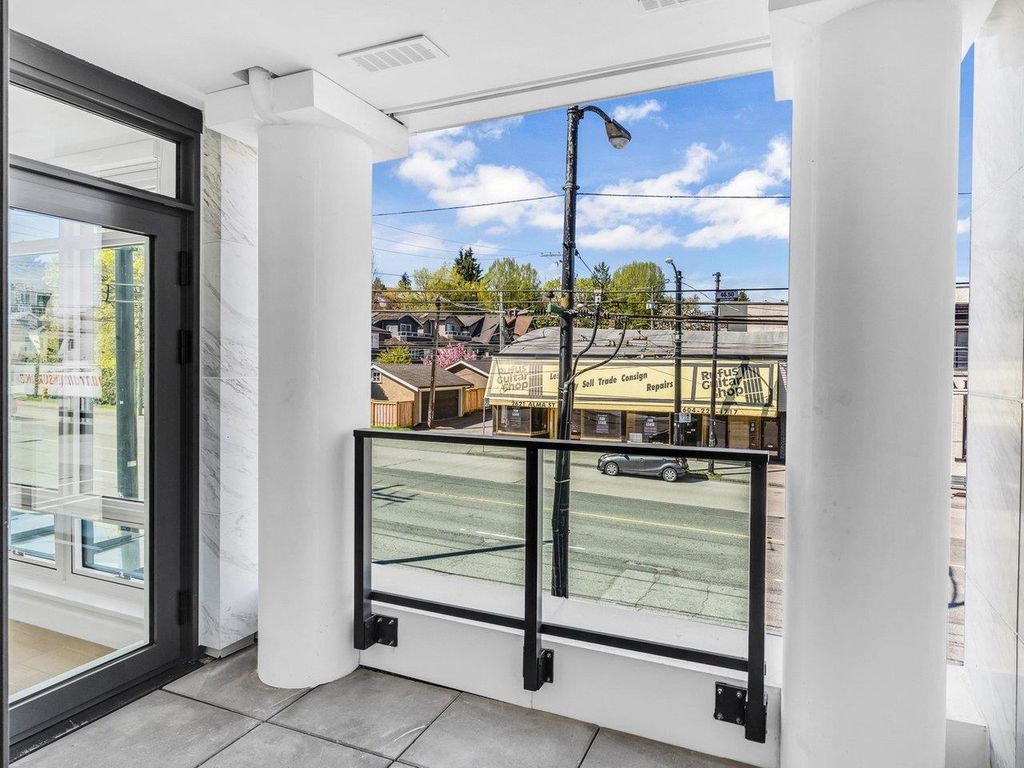 listing image 1100503690847192123