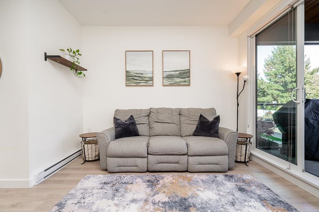 listing image 1101058505709627657