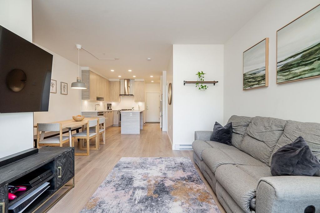listing image 1101843936844046389