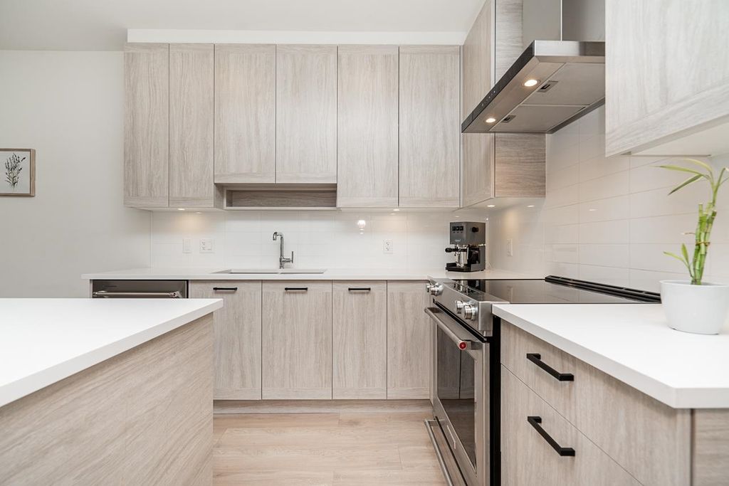 listing image 1108801341045658187