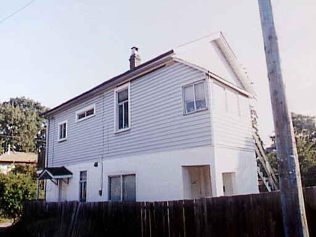 listing image 1108648423113376378