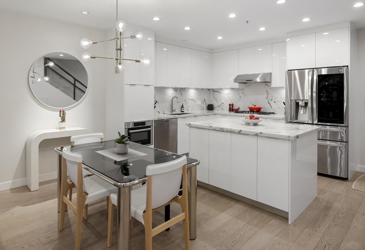 1961 Collingwood Street 211