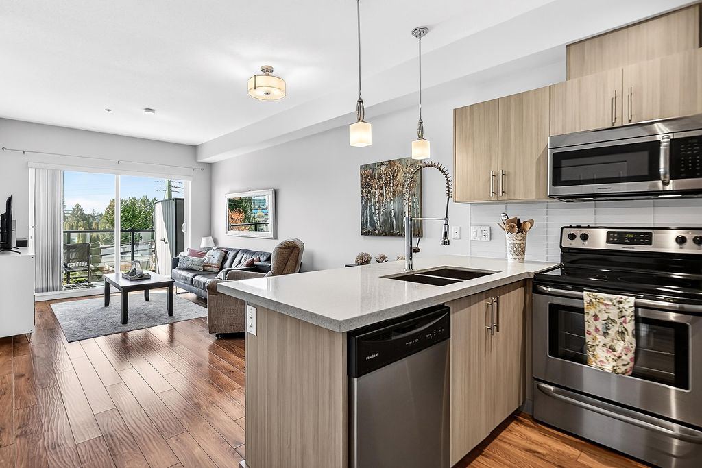 Photo of 12070 227 Street #311, Maple Ridge, BC V2X 9H2 (MLS # R3106483)