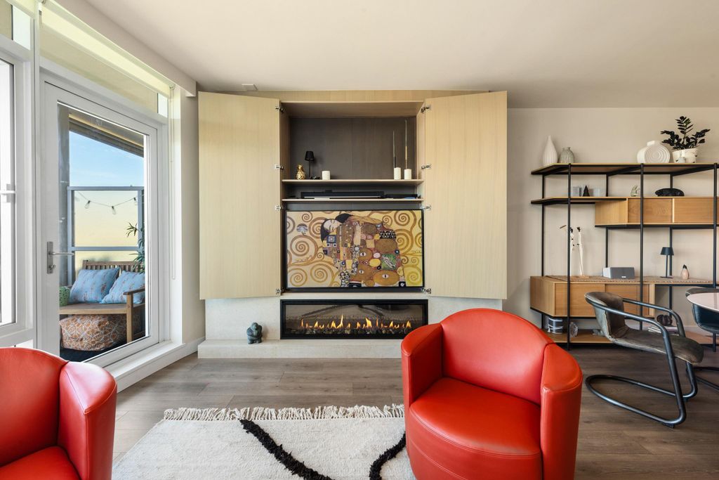 listing image 1101469444088329256