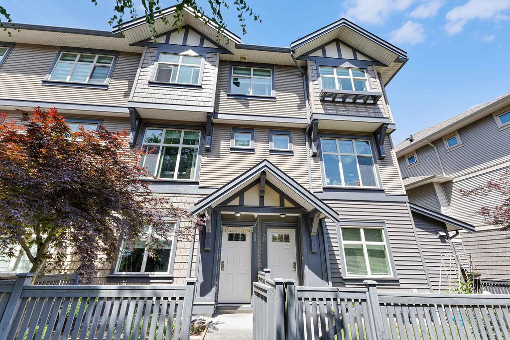 Photo of 31125 Westridge Place #29, Abbotsford, BC V2T 0B9 (MLS # R3132310)