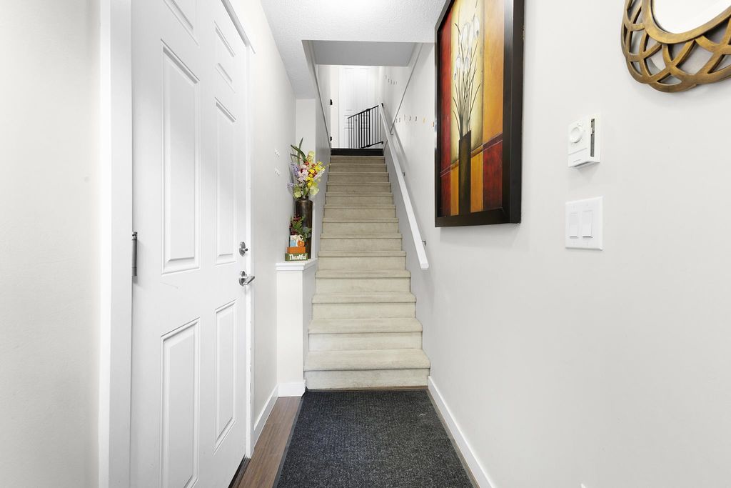 Photo of 31125 Westridge Place #29, Abbotsford, BC V2T 0B9 (MLS # R3132310)